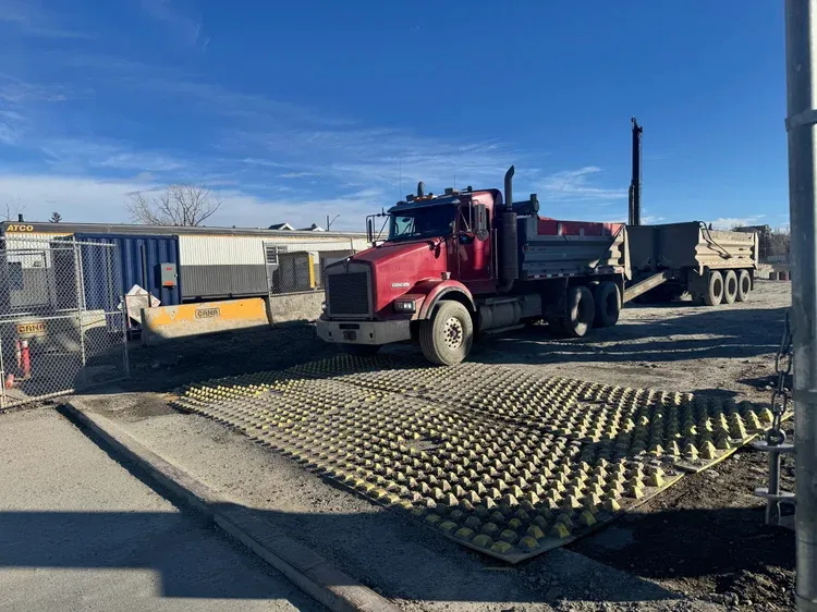 Calgary Event Centere Fods Trackout Control Mat Reusable Construction Entrance