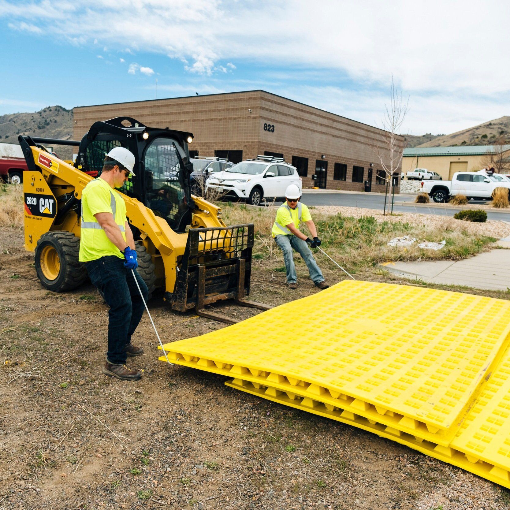 FODS Installation With Mat Moving Tools (Hooks)