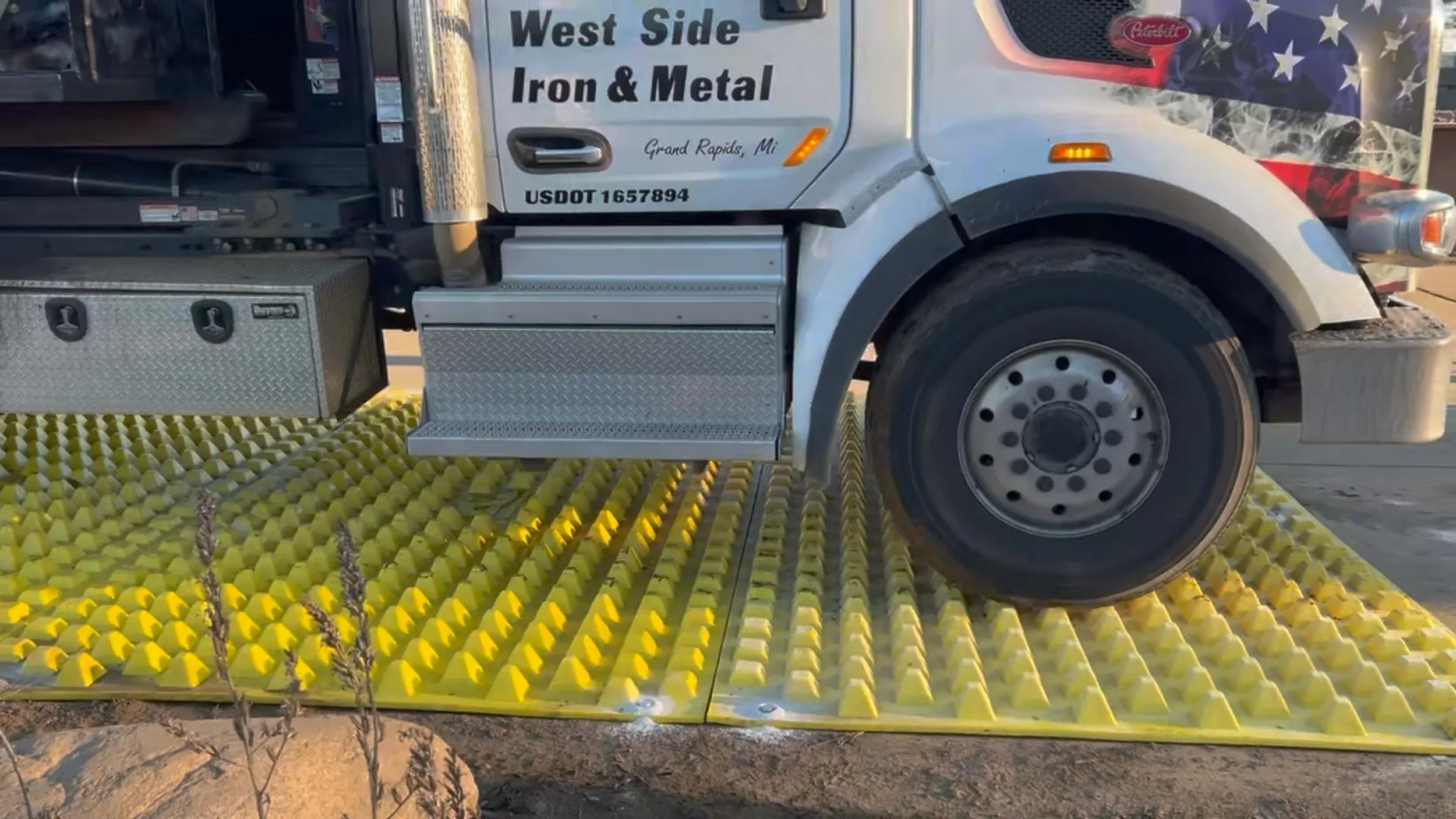 FODS Trackout Control Mat Rockless Reusable Constuction Entrance Black River Recycling Facility Grand Rapids Michigan