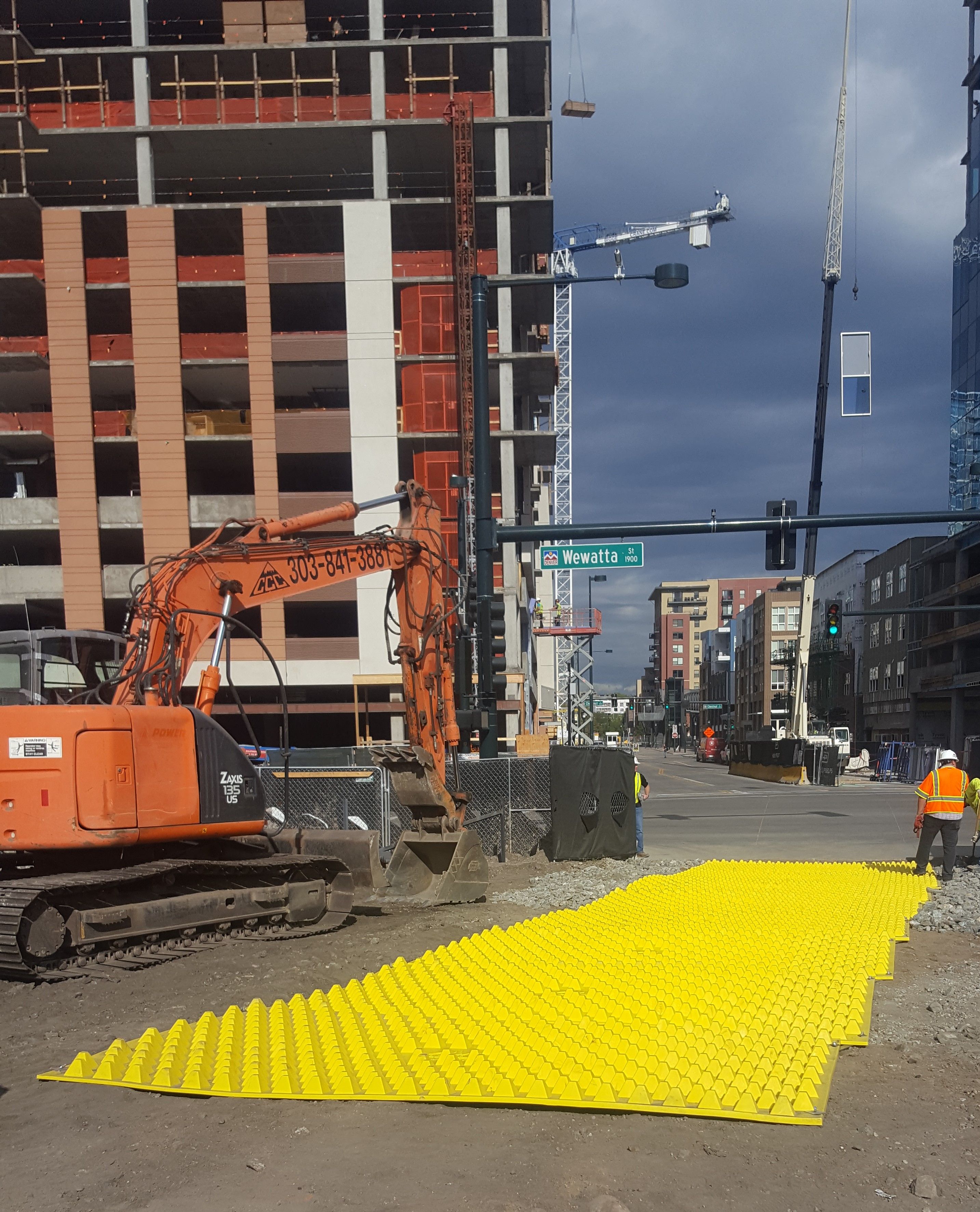FODS Trackout Control Mats High Rise Urban Construction Reusable Construction Entrance