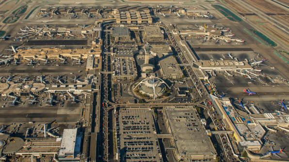 Horseshoe At LAX